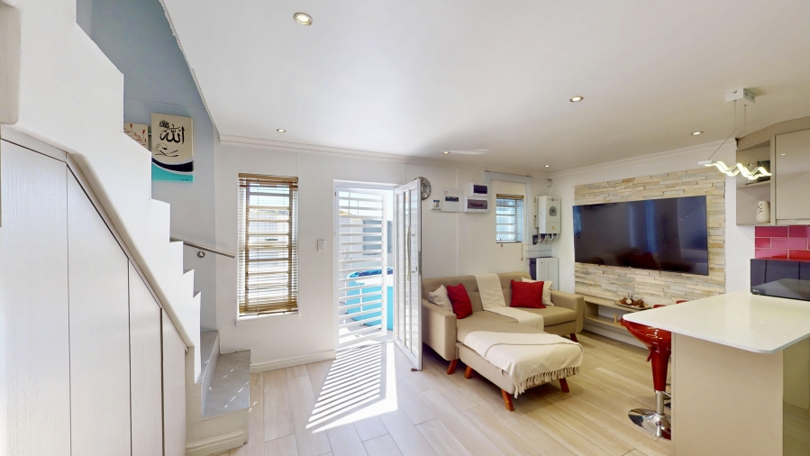 2 Bedroom Property for Sale in Morgan Village Western Cape